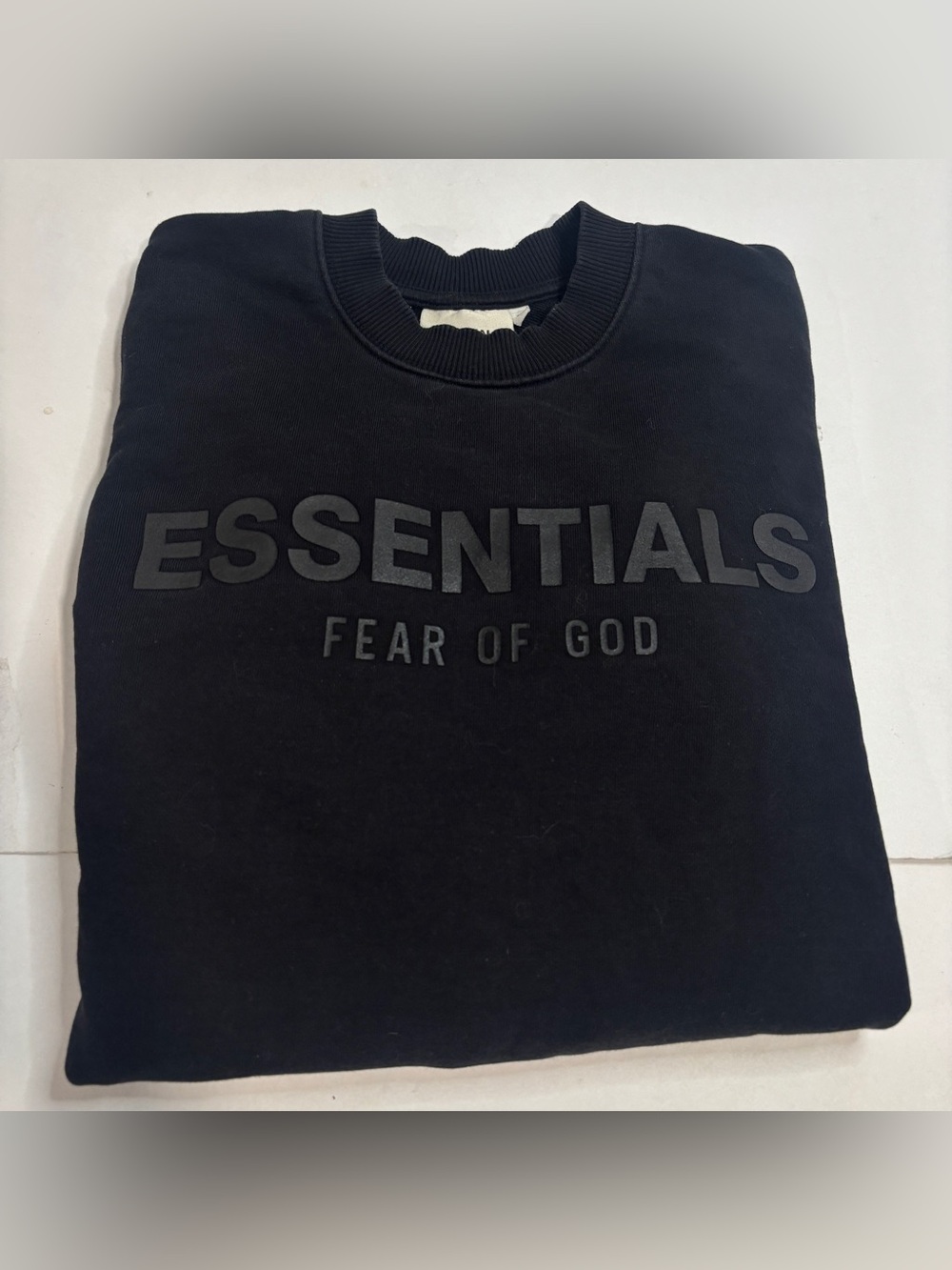 Mens Fear of God Essentials Black Crewneck Sweatshirt, Size S